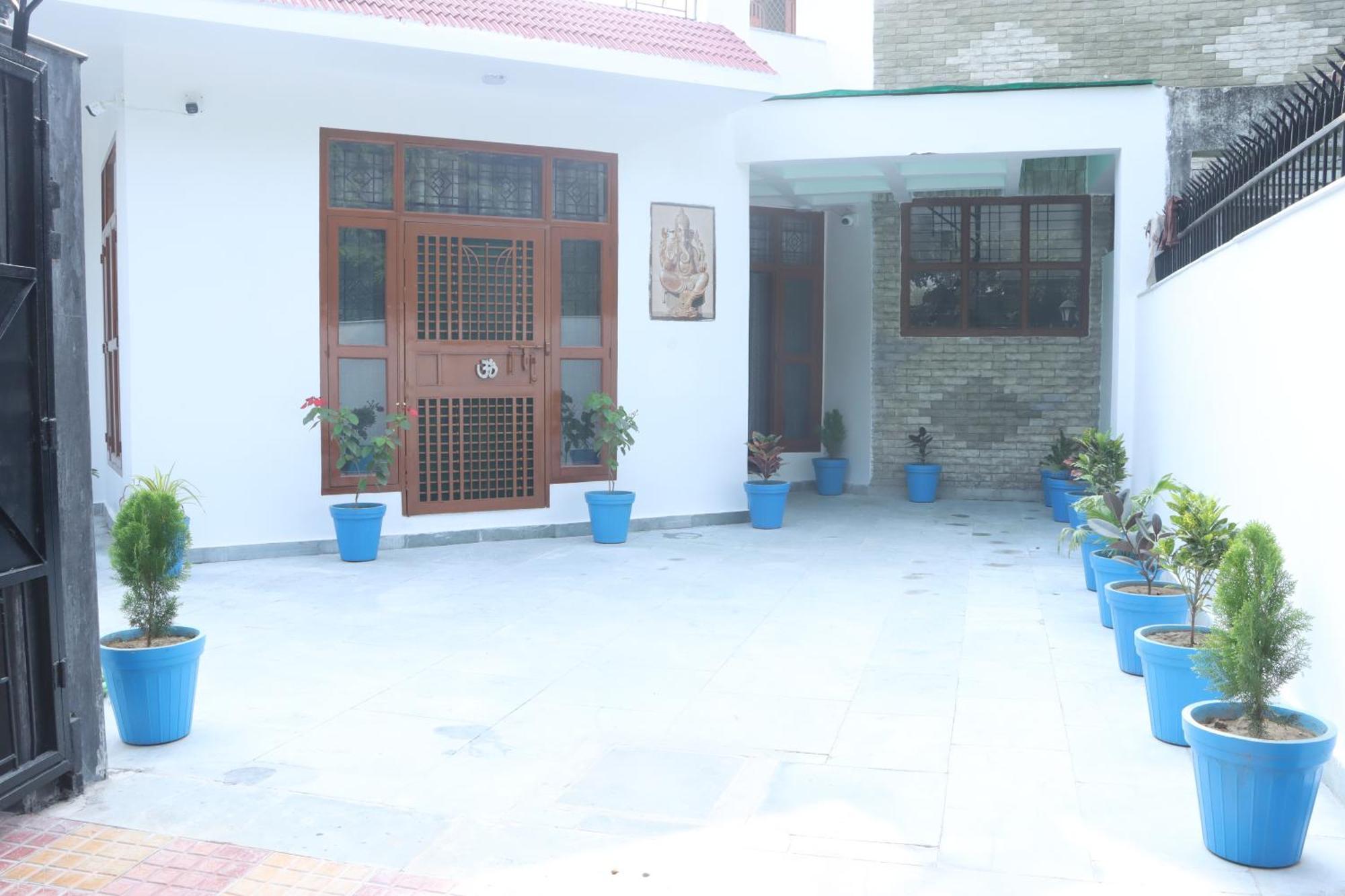 Serene House With Peaceful Vibes Villa Greater Noida Exterior photo